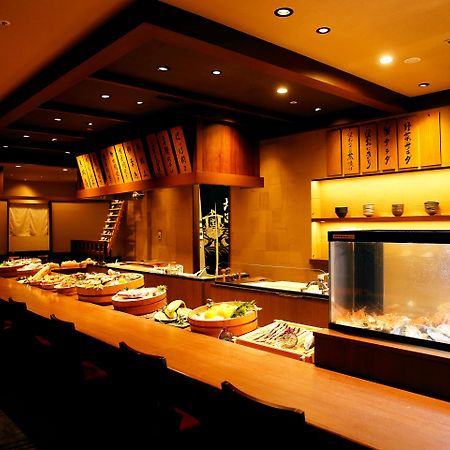 Hotel Ana Crowne Plaza Chitose By Ihg Esterno foto Interior of a sushi bar