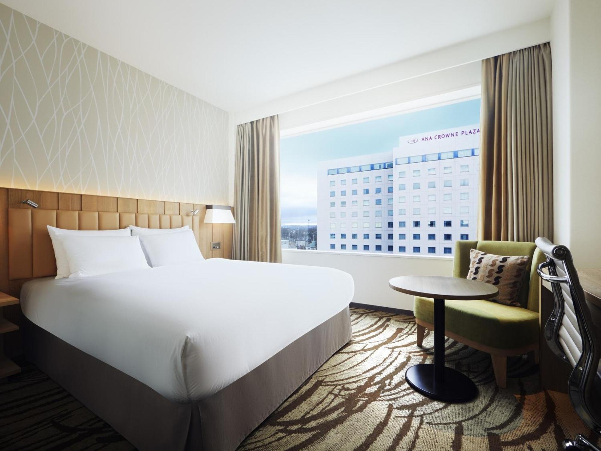 Hotel Ana Crowne Plaza Chitose By Ihg Esterno foto Deluxe Room