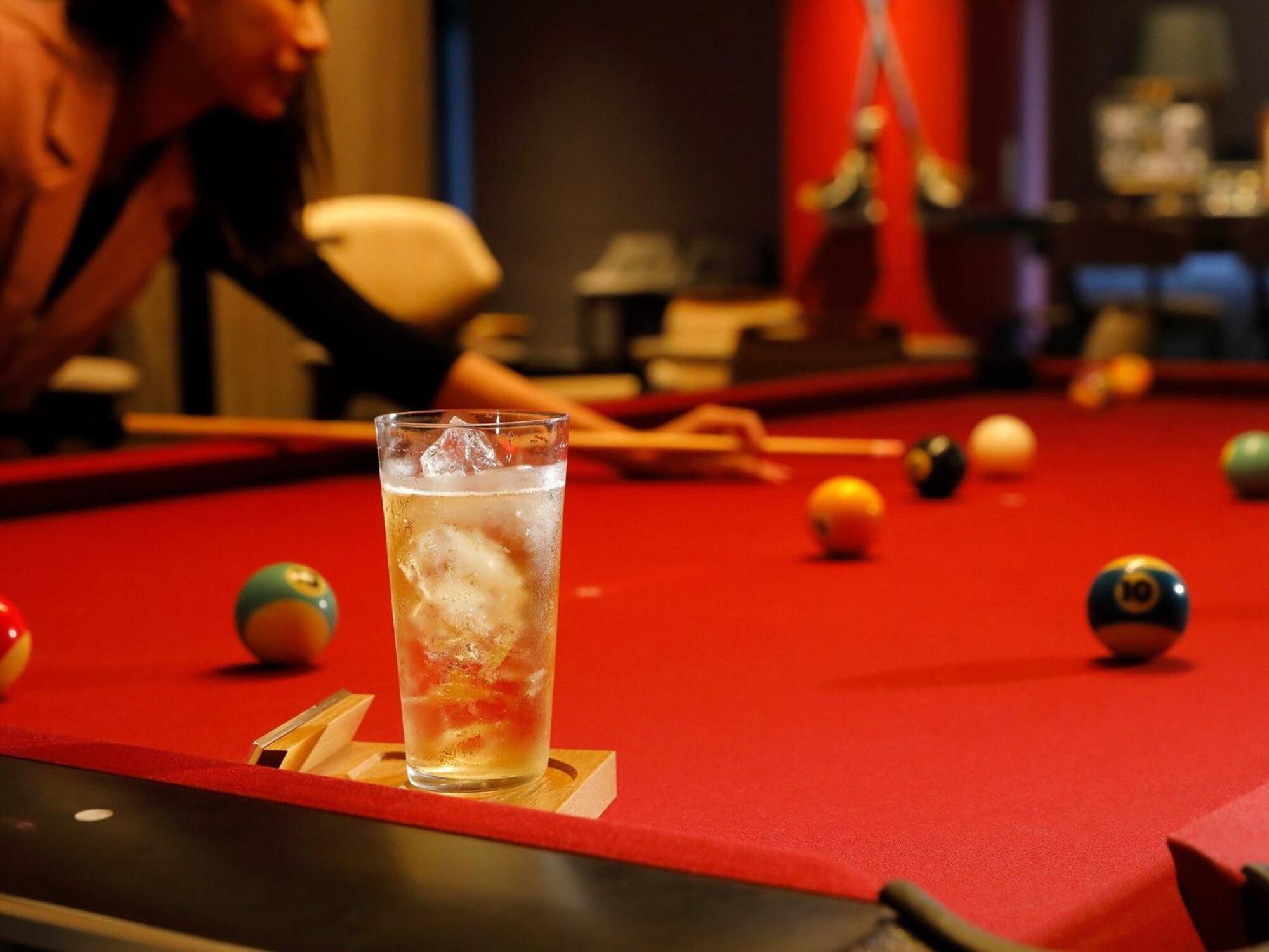 Hotel Ana Crowne Plaza Chitose By Ihg Esterno foto A glass of beer